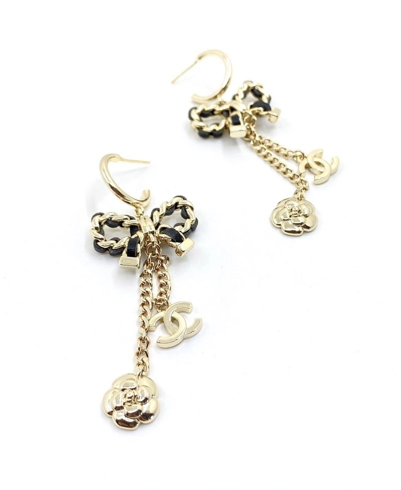HighPerformance Chanel Earrings 223813
