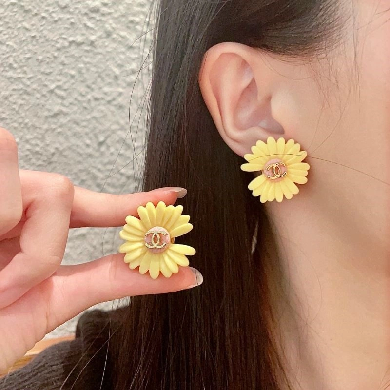 Chanel Earrings UrbanChic 223799