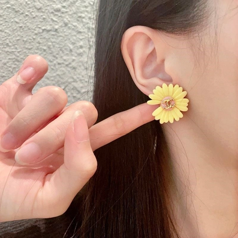 Chanel Earrings UrbanChic 223799