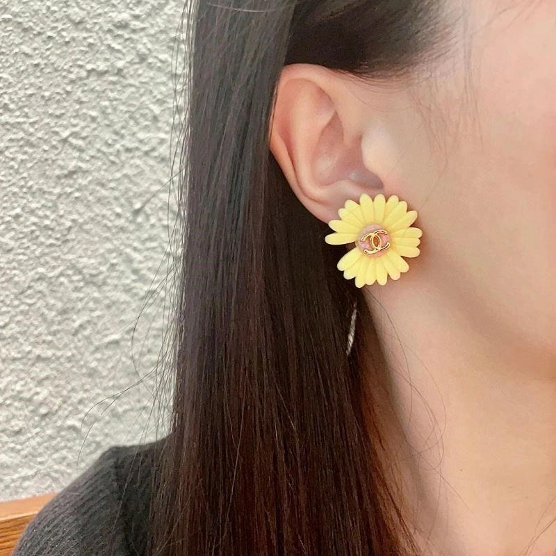 Chanel Earrings UrbanChic 223799