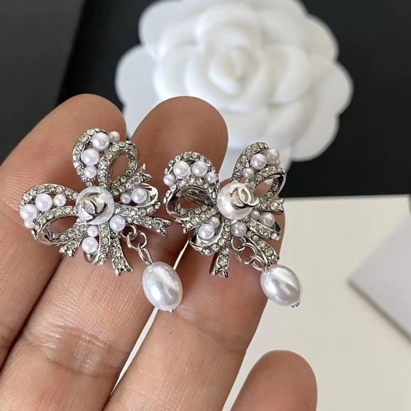 Popular Chanel Earrings 223795