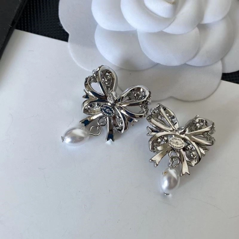 Popular Chanel Earrings 223795