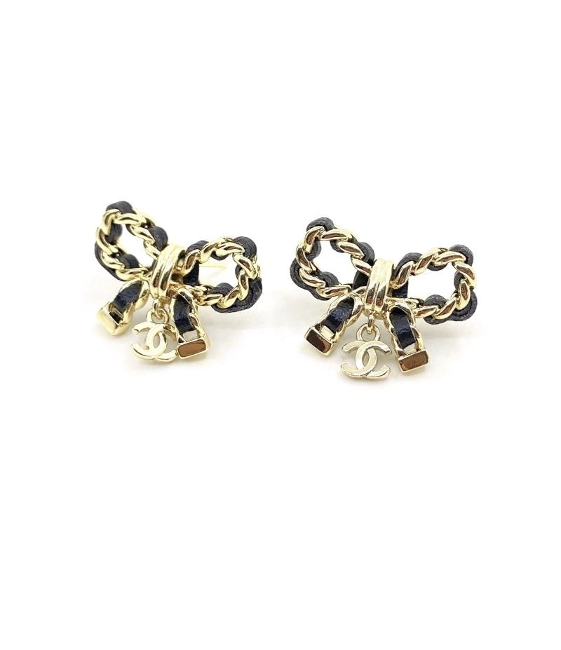Refined Chanel Earrings 223847