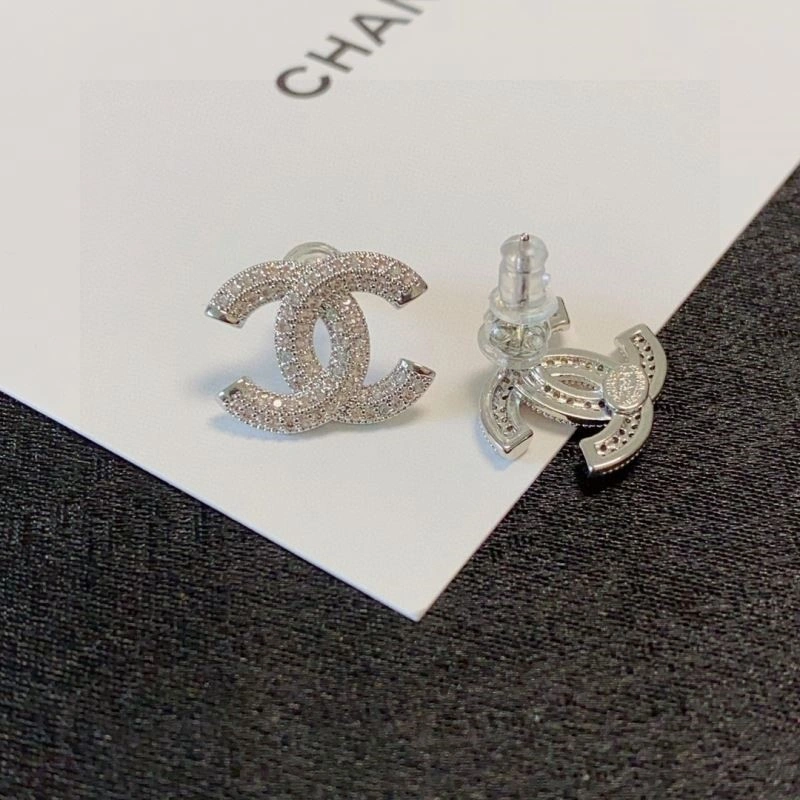 Comfortable Chanel Earrings 223875
