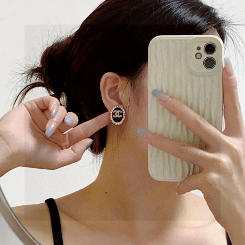 Timeless Chanel Earrings 223866