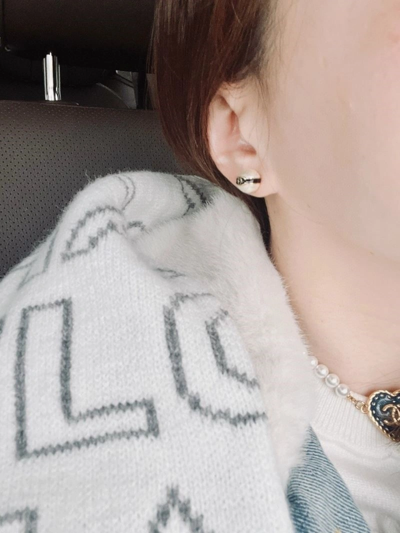 EasyMatch Chanel Earrings 223775