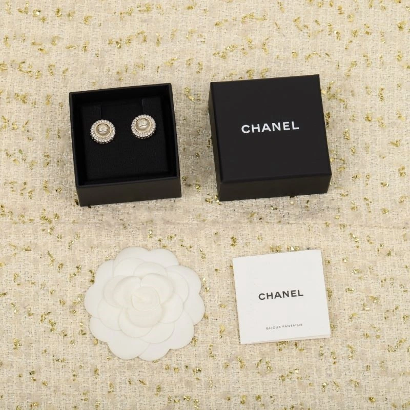 Chanel Earrings Neat 223774