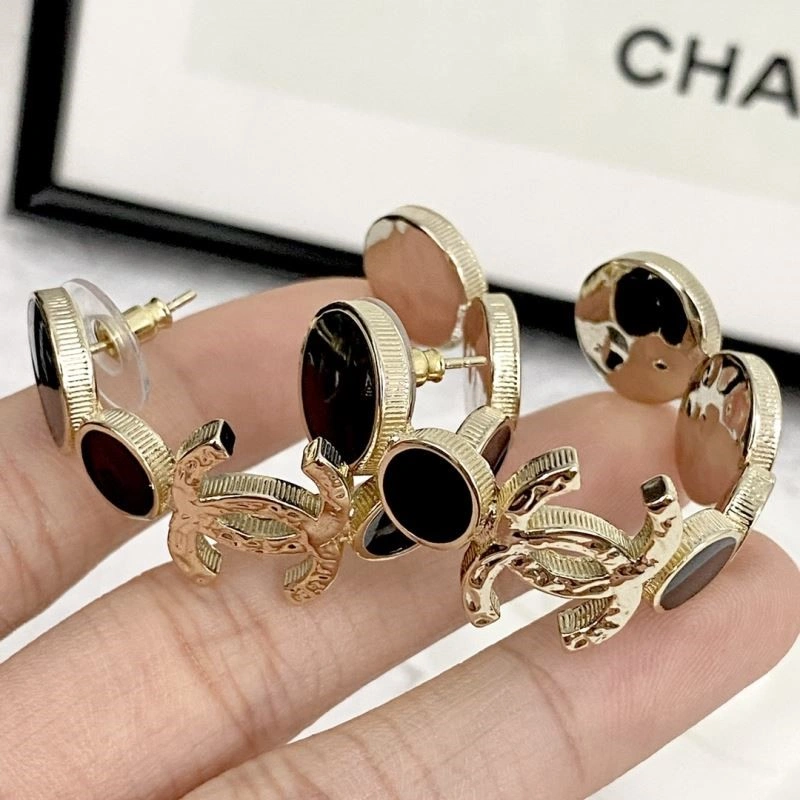 Chanel Earrings Affordable 223771