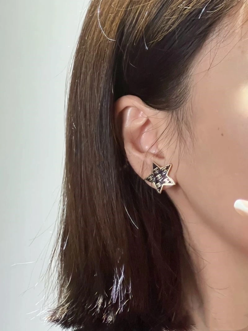 Supportive Chanel Earrings 223759