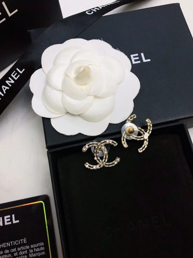 Chanel Earrings Breathable 223762