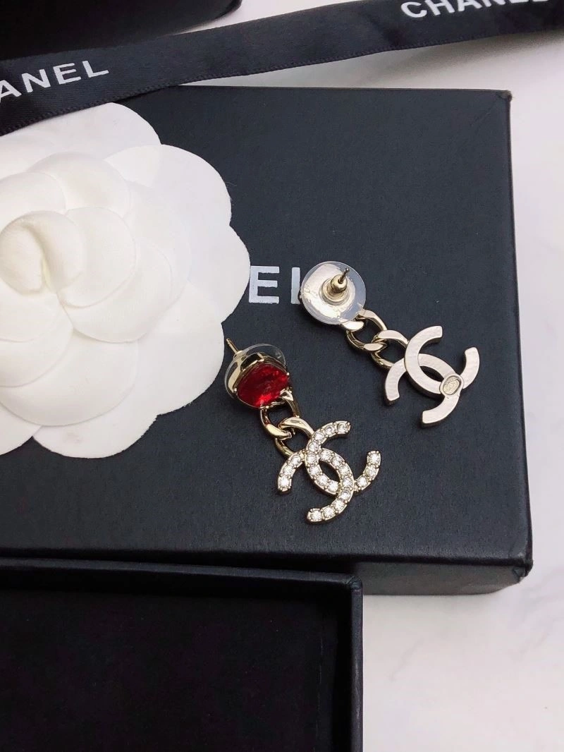 Trendy Chanel Earrings 223757