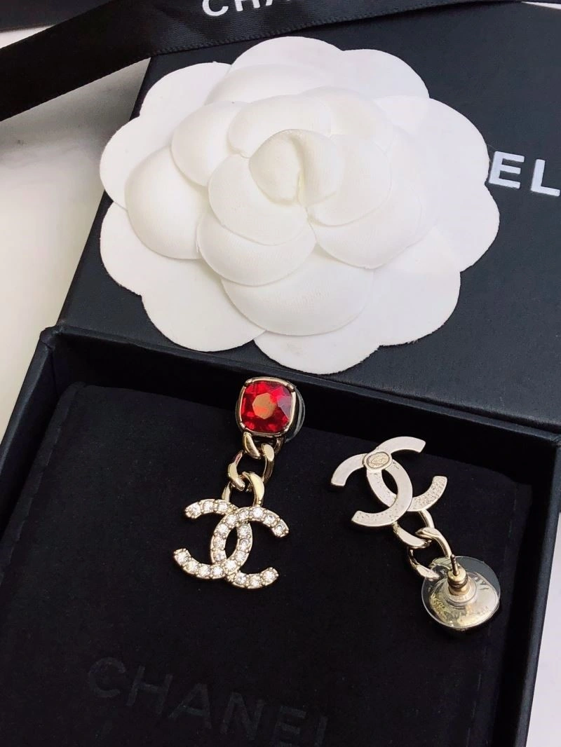 Trendy Chanel Earrings 223757