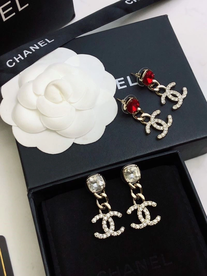 Trendy Chanel Earrings 223757