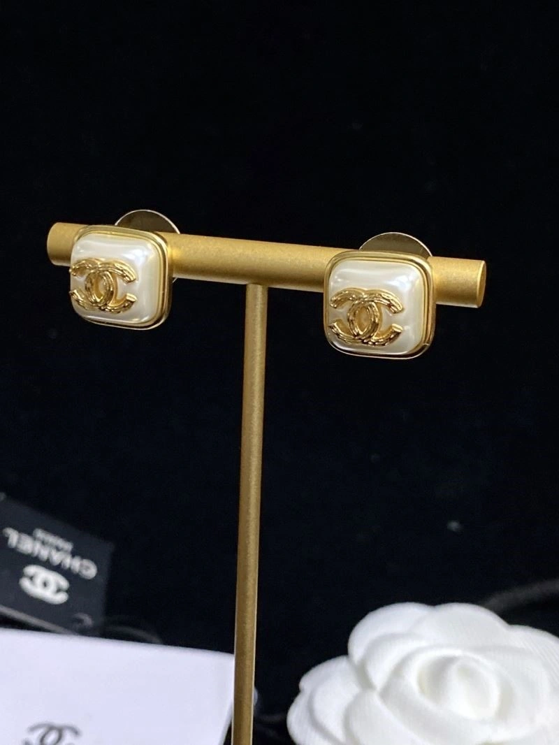 Timeless Chanel Earrings 223778