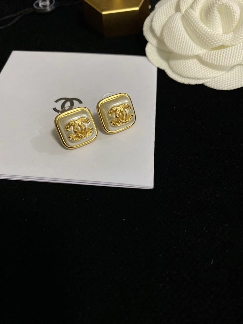 Timeless Chanel Earrings 223778