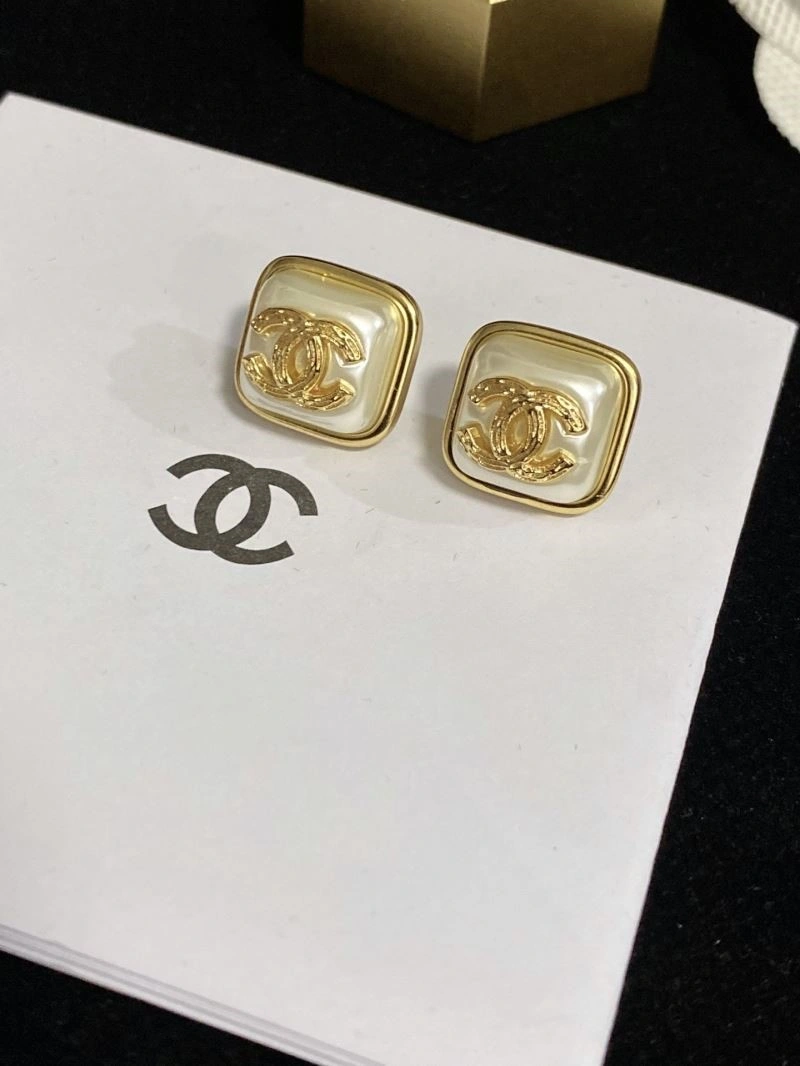 Timeless Chanel Earrings 223778