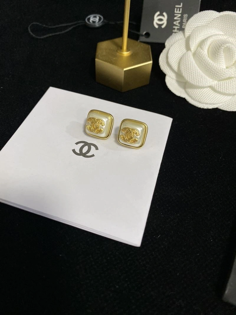 Timeless Chanel Earrings 223778
