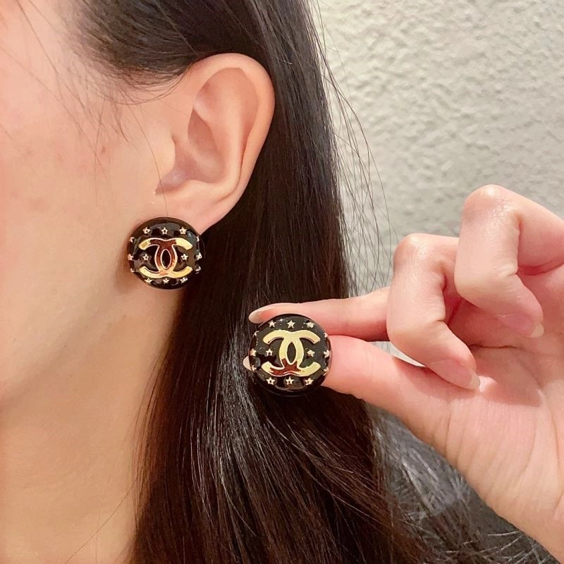 Neat Chanel Earrings 223752