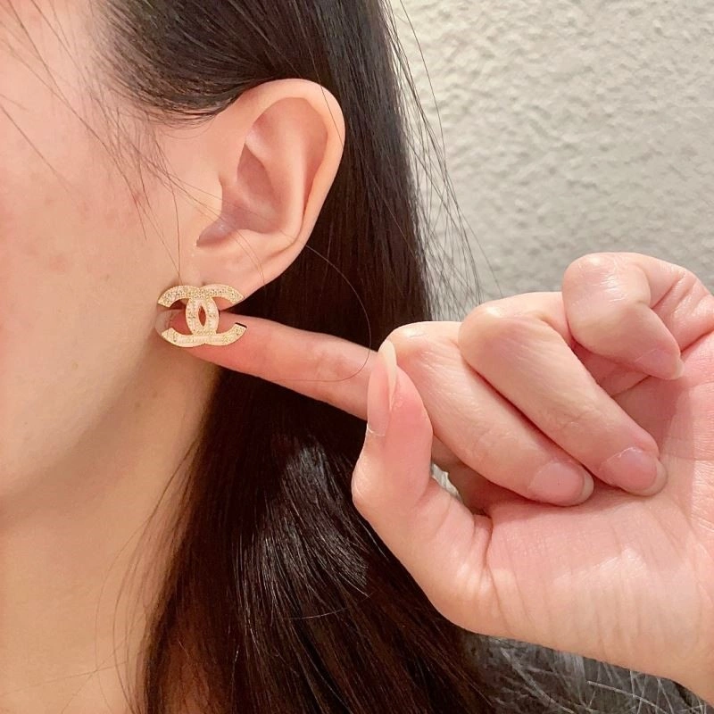 Popular Chanel Earrings 223741
