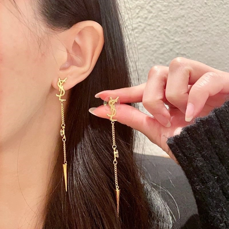 Chanel Earrings Effortless 223738