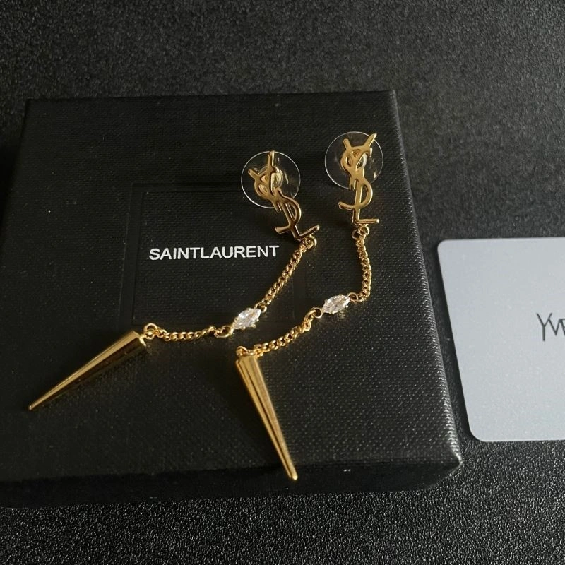 Chanel Earrings Effortless 223738