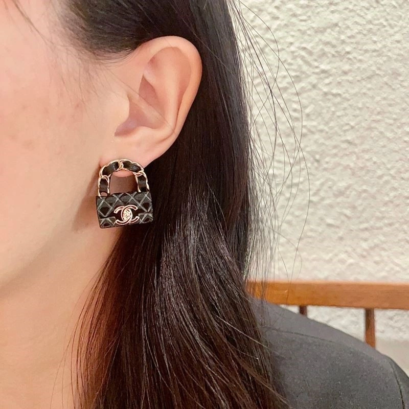 Chanel Earrings QuickDry 223747