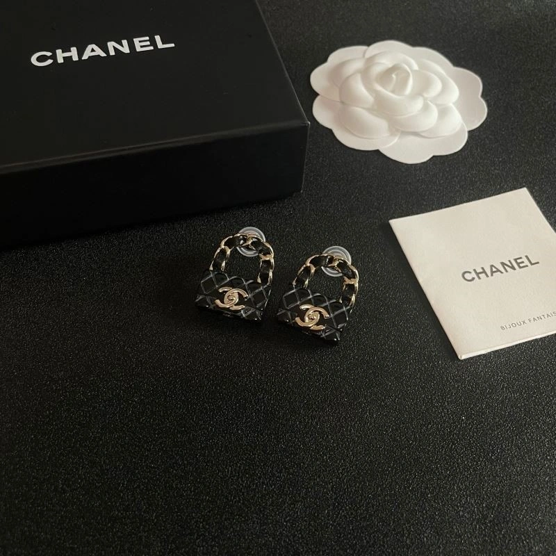 Chanel Earrings QuickDry 223747