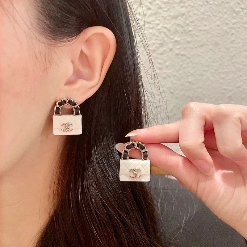 Chanel Earrings Sophisticated 223746