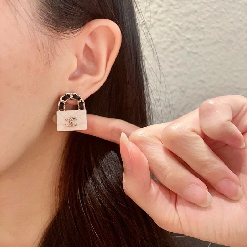 Chanel Earrings Sophisticated 223746