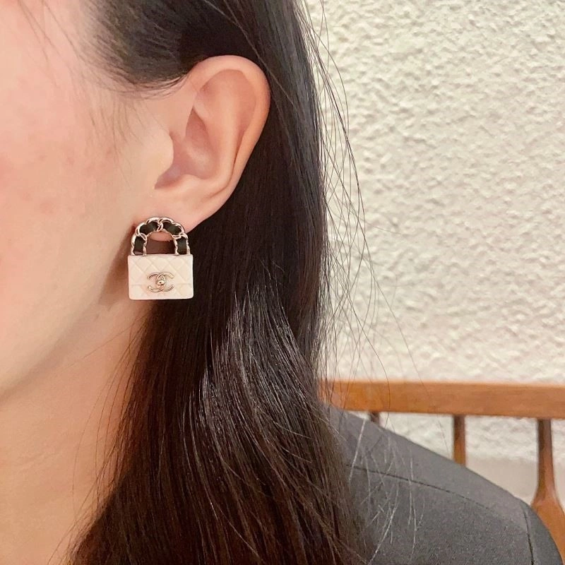 Chanel Earrings Sophisticated 223746
