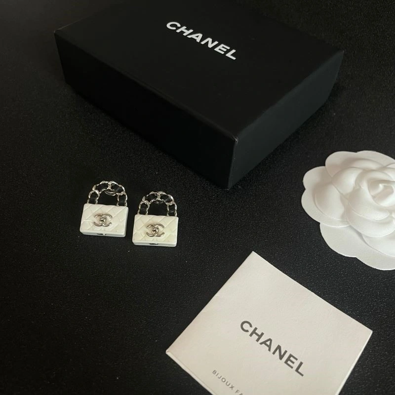 Chanel Earrings Sophisticated 223746