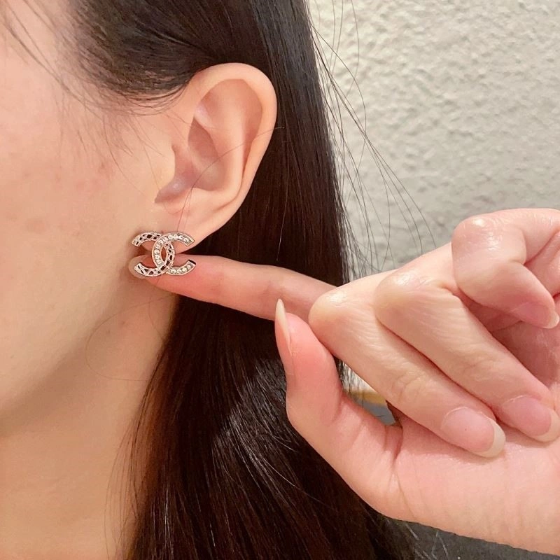 Chanel Earrings StreetReady 223783
