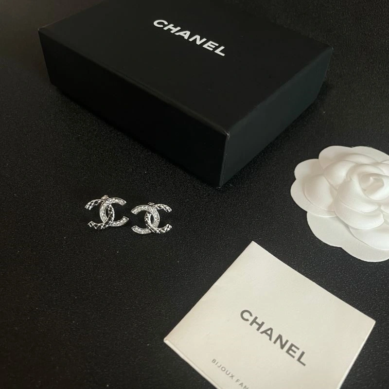 Chanel Earrings StreetReady 223783