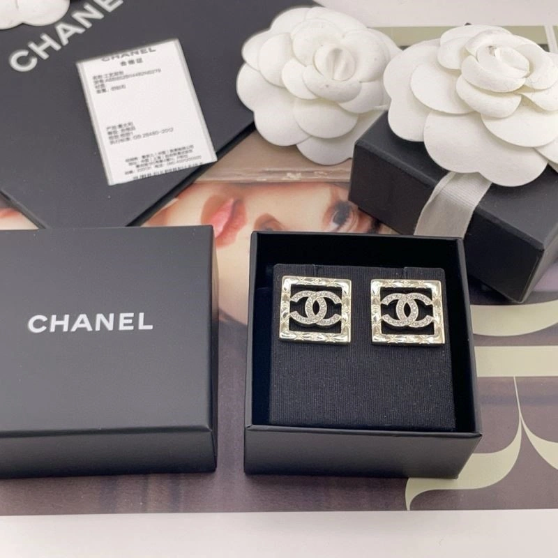 Chanel Earrings ZipUp 223742