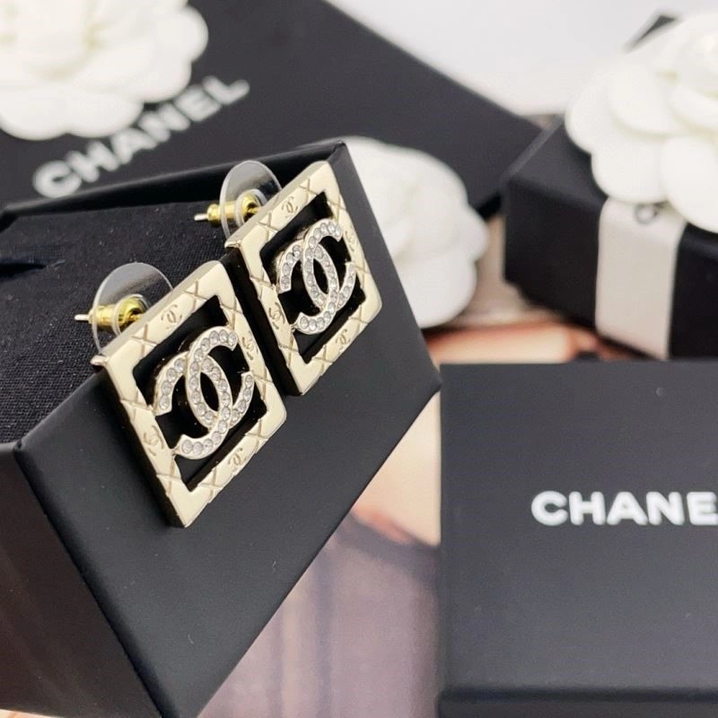 Chanel Earrings ZipUp 223742