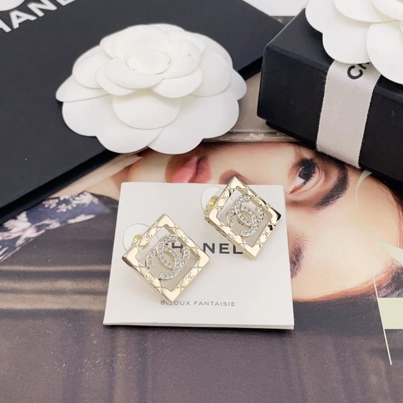 Chanel Earrings ZipUp 223742