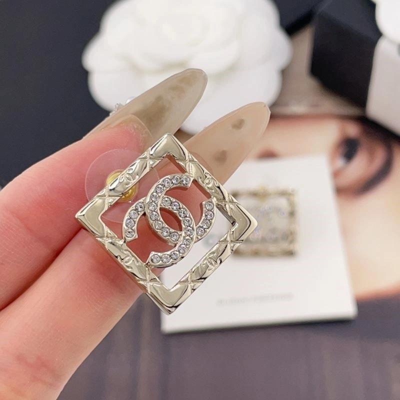 Chanel Earrings ZipUp 223742