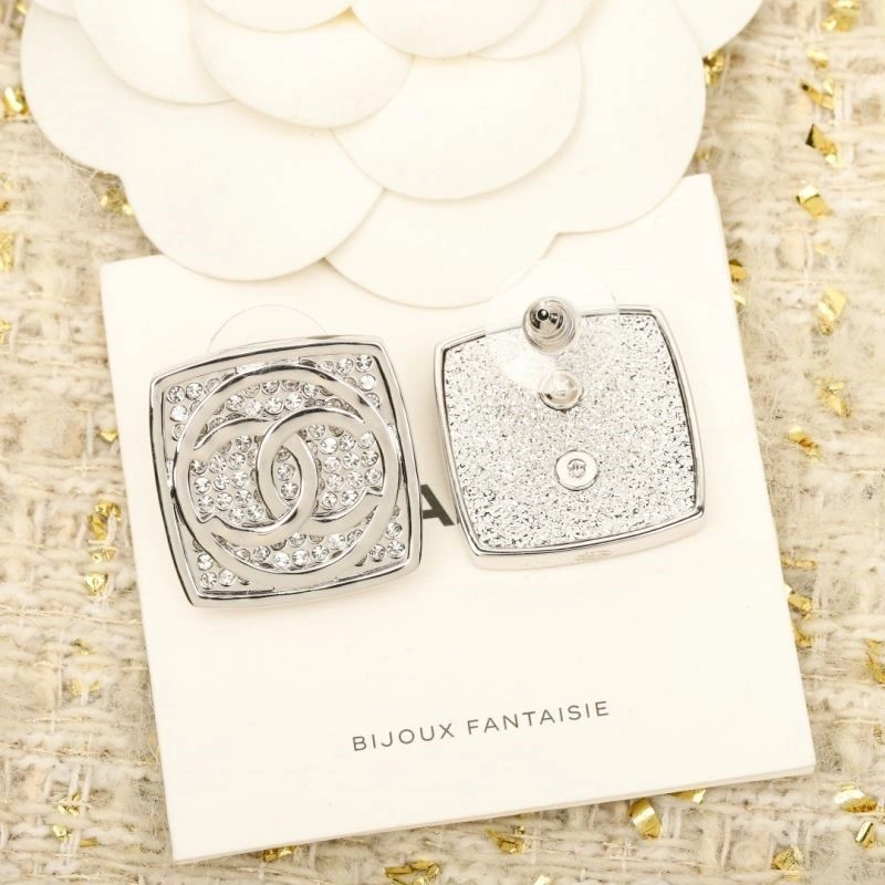 RelaxedFit Chanel Earrings 223716