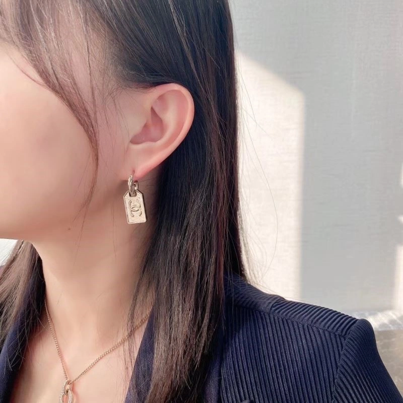 Durable Chanel Earrings 223715