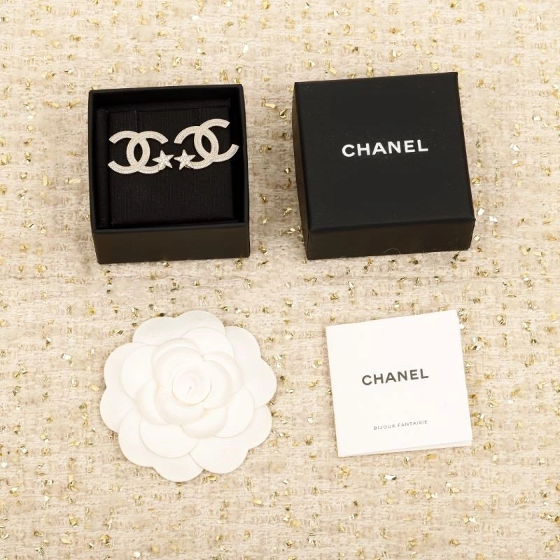 Resilient Chanel Earrings 223711