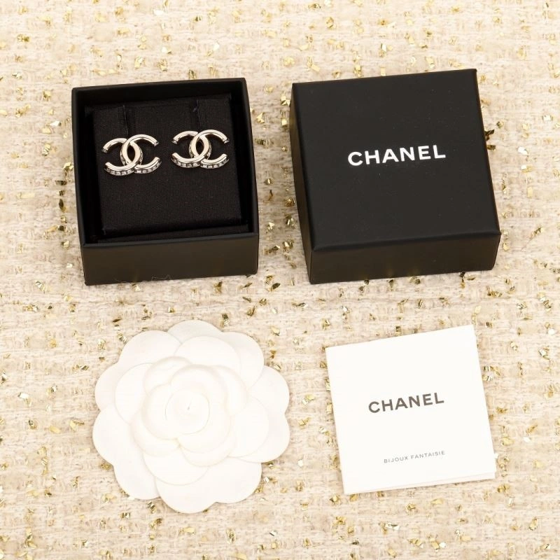 Chanel Earrings Sophisticated 223766