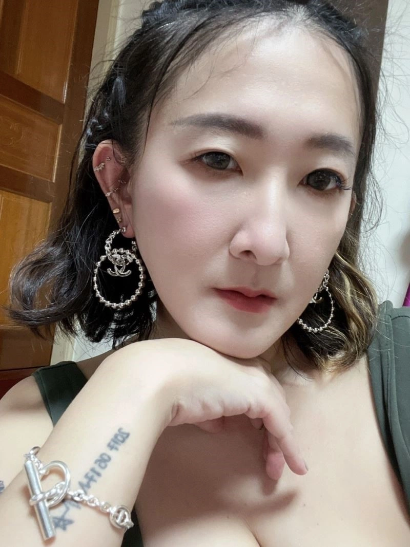 ZeroBulk Chanel Earrings 223702