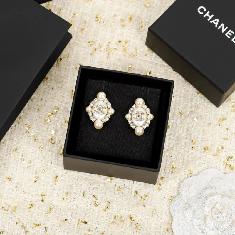 Chanel Earrings EasyMatch 223717
