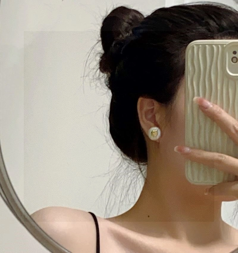 Sustainable Chanel Earrings 223697
