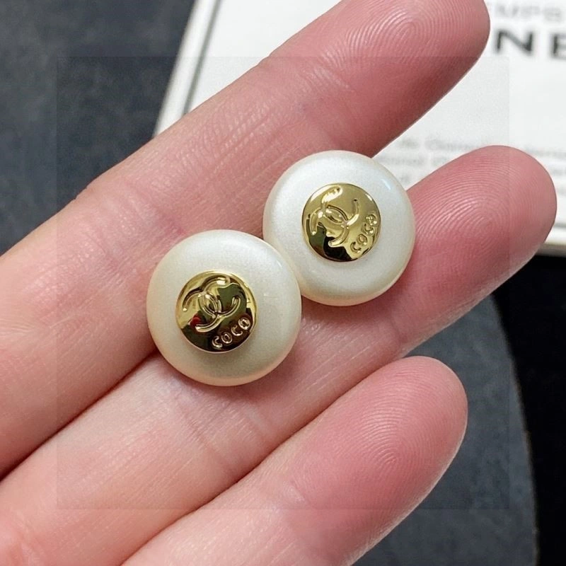 Sustainable Chanel Earrings 223697