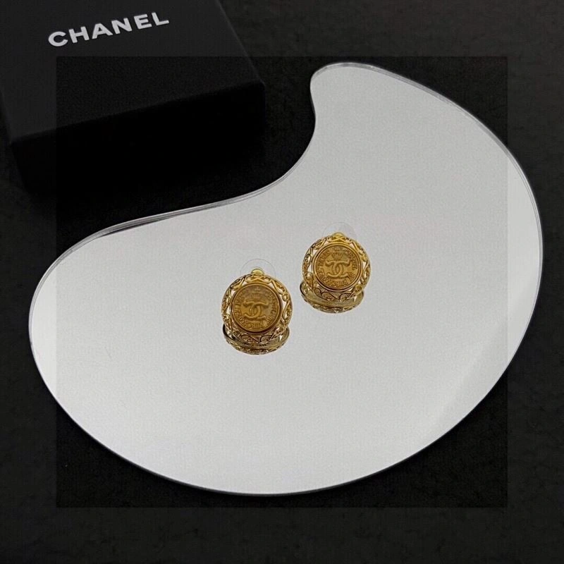 FreshLook Chanel Earrings 223701