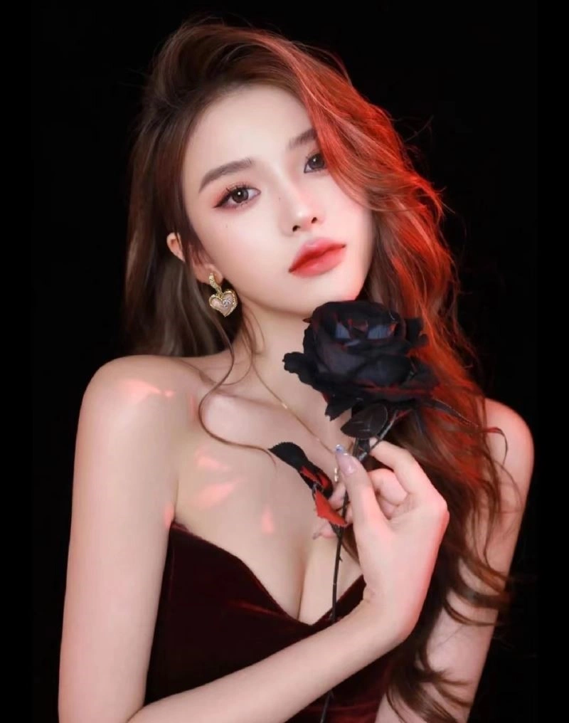 Stretchable Chanel Earrings 223676