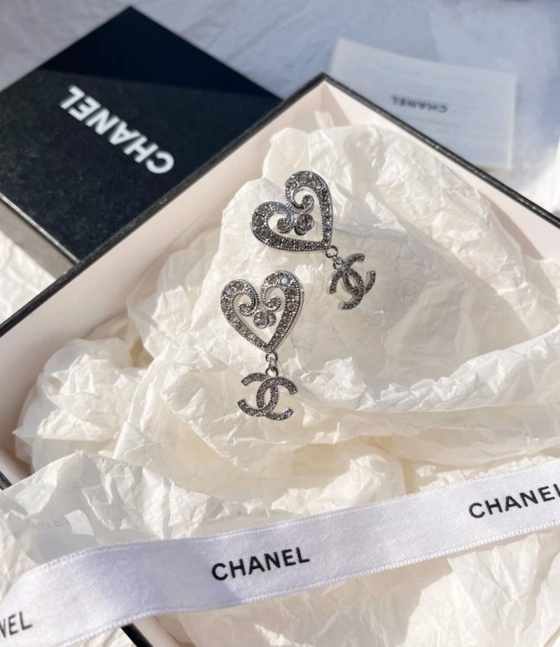 Chic Chanel Earrings 223681
