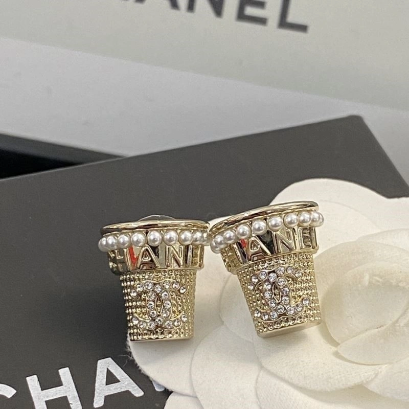 Chanel Earrings Cozy 223690