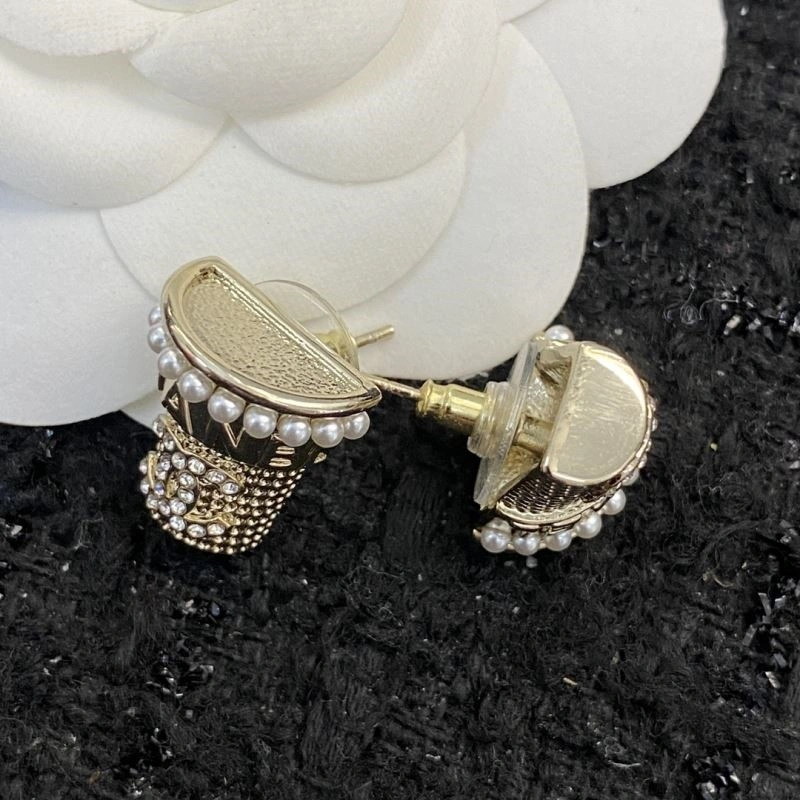 Chanel Earrings Cozy 223690